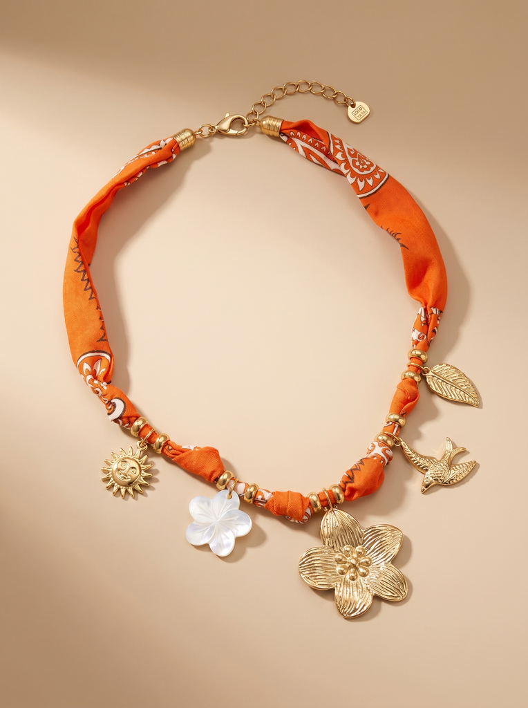 [45550-COLLIER-ADHARA-CORAIL] Collier en tissu avec charms fleur - Adhara - Corail