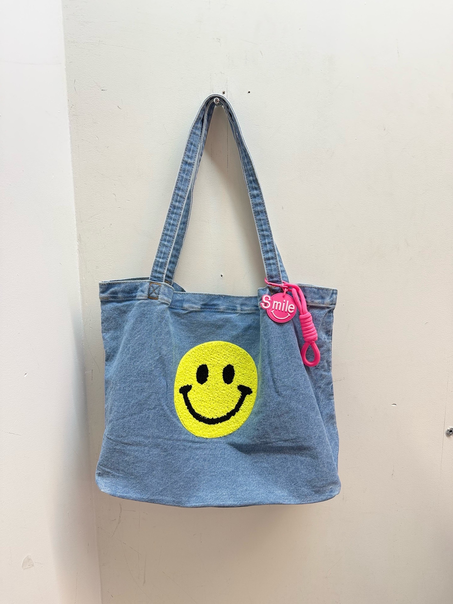 Sac en coton denim floqué - SMILE - bleu et jaune