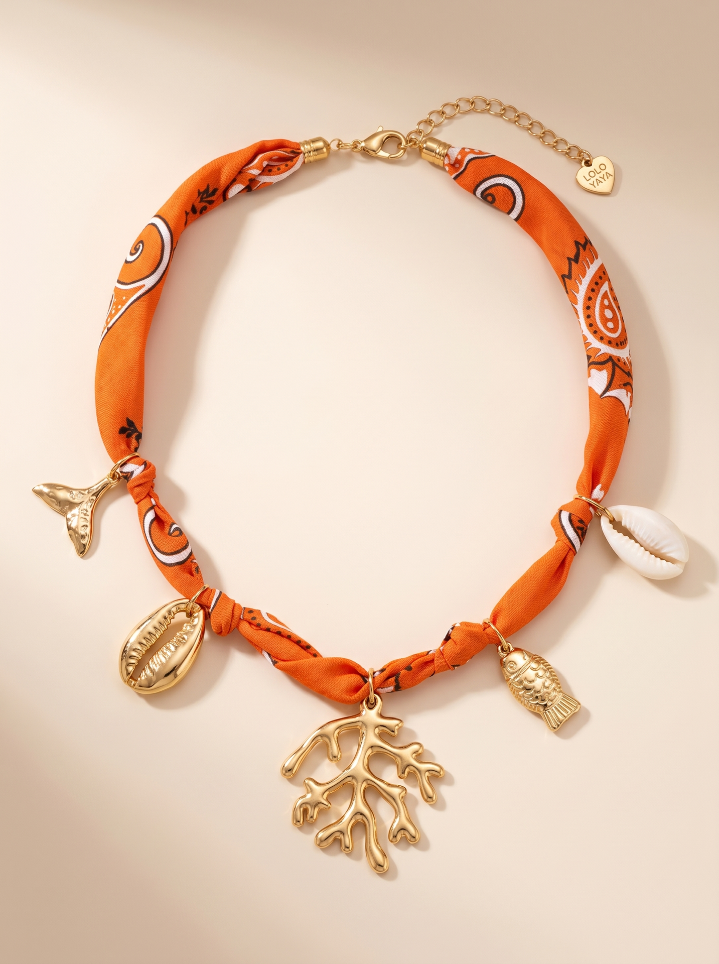 Collier en tissu avec charms océan - Maevie - Corail