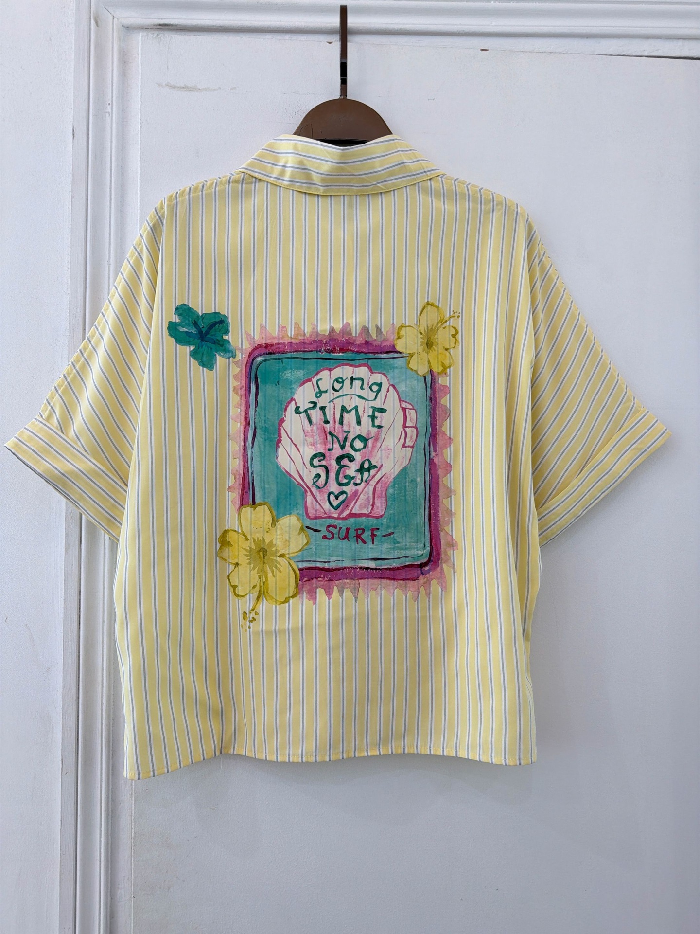 Chemise à manches courtes avec motifs dans le dos - Jaune